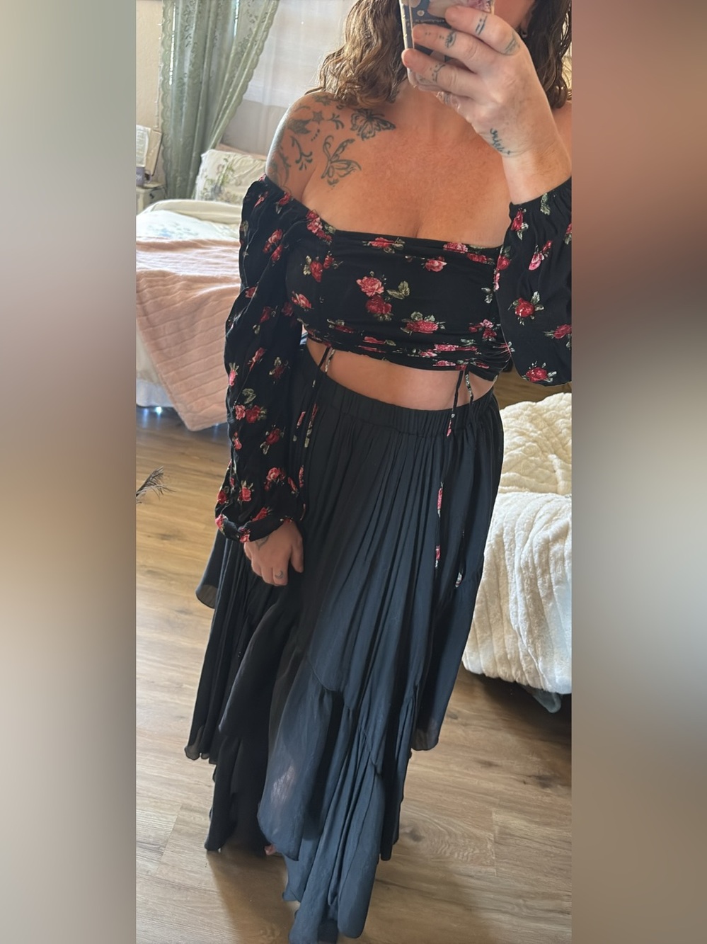 wild fable Black Floral Off-Shoulder Crop Top